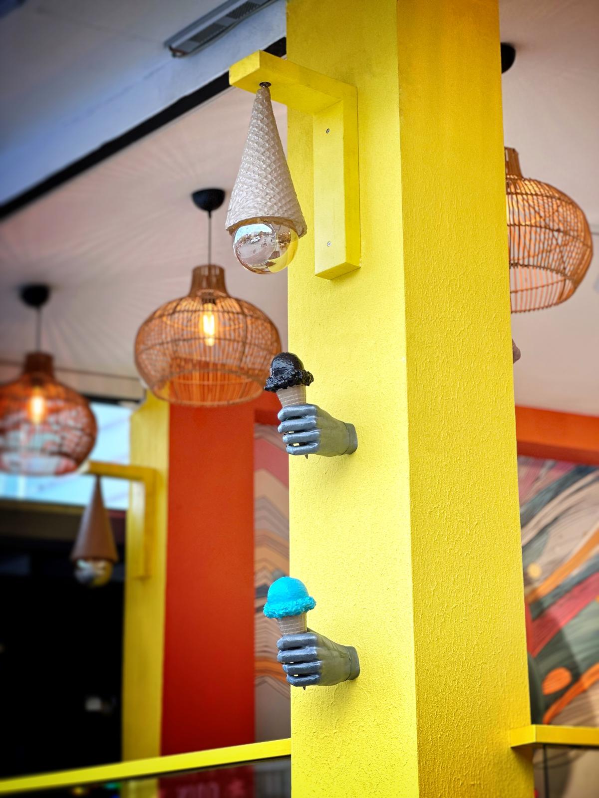 Kornet Duvar Aplik – Cone Wall Lamp (مصباح الجدار المخروطي) | Rare Concept