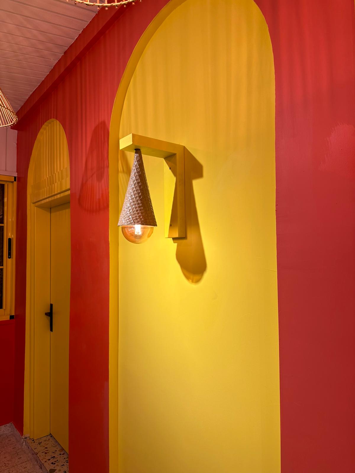 Kornet Duvar Aplik – Cone Wall Lamp (مصباح الجدار المخروطي) | Rare Concept